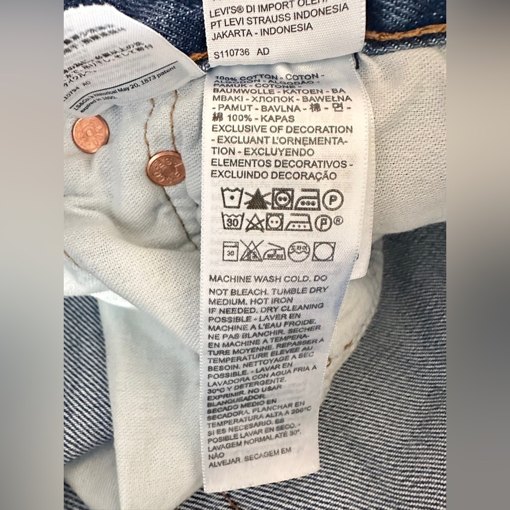 Levi’s 501 men’s jeans button fly medium washed size W32-L30 - Picture 8 of 13